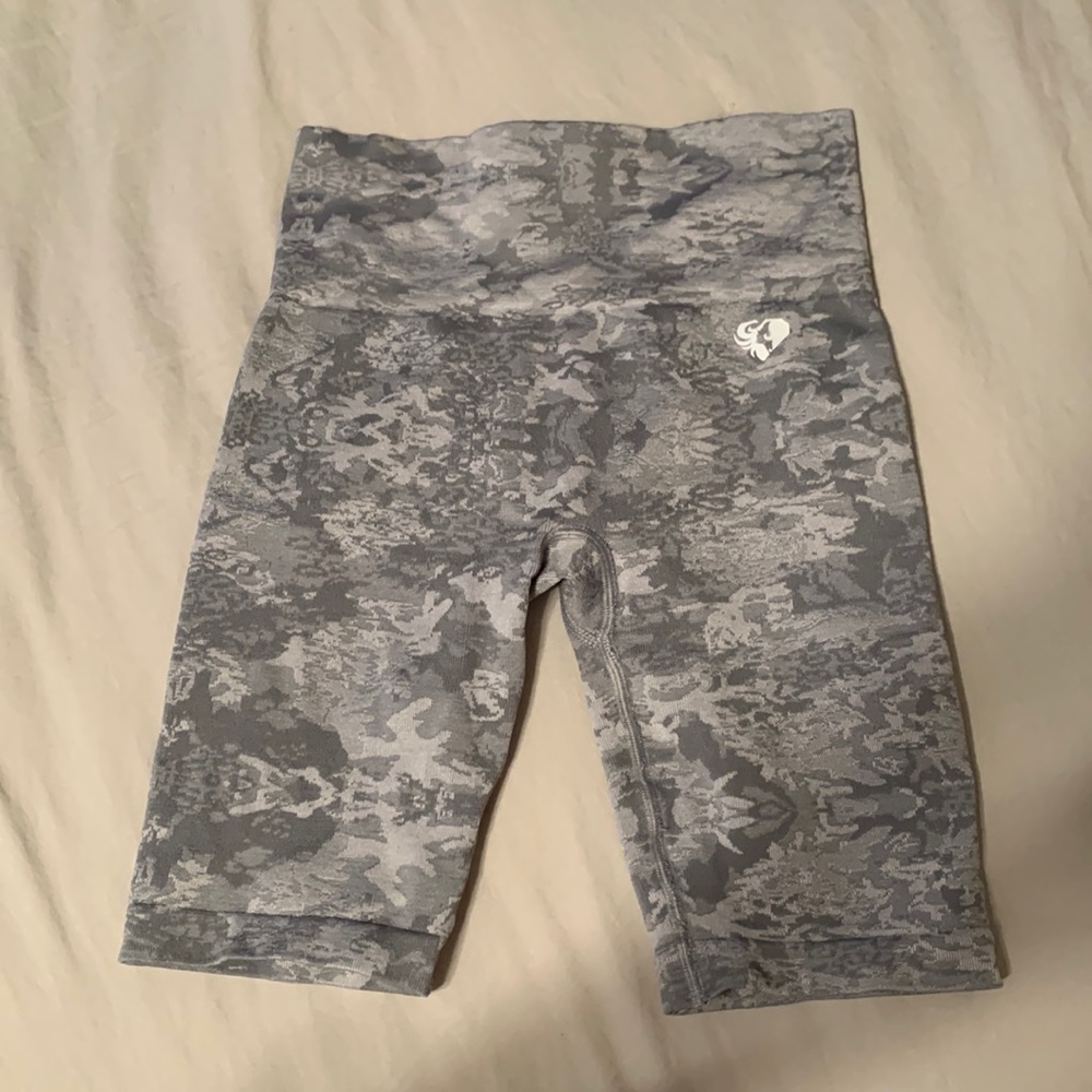 Gray Camo Women’s Best Biker Shorts